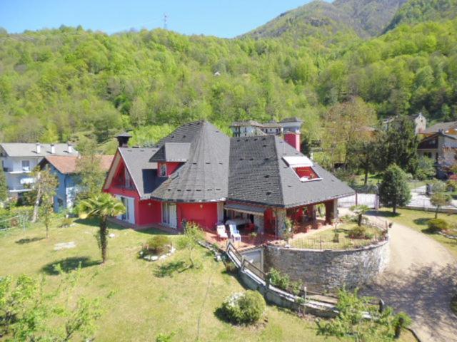 A Casa Di Lara Bed & Breakfast Beura Exterior photo