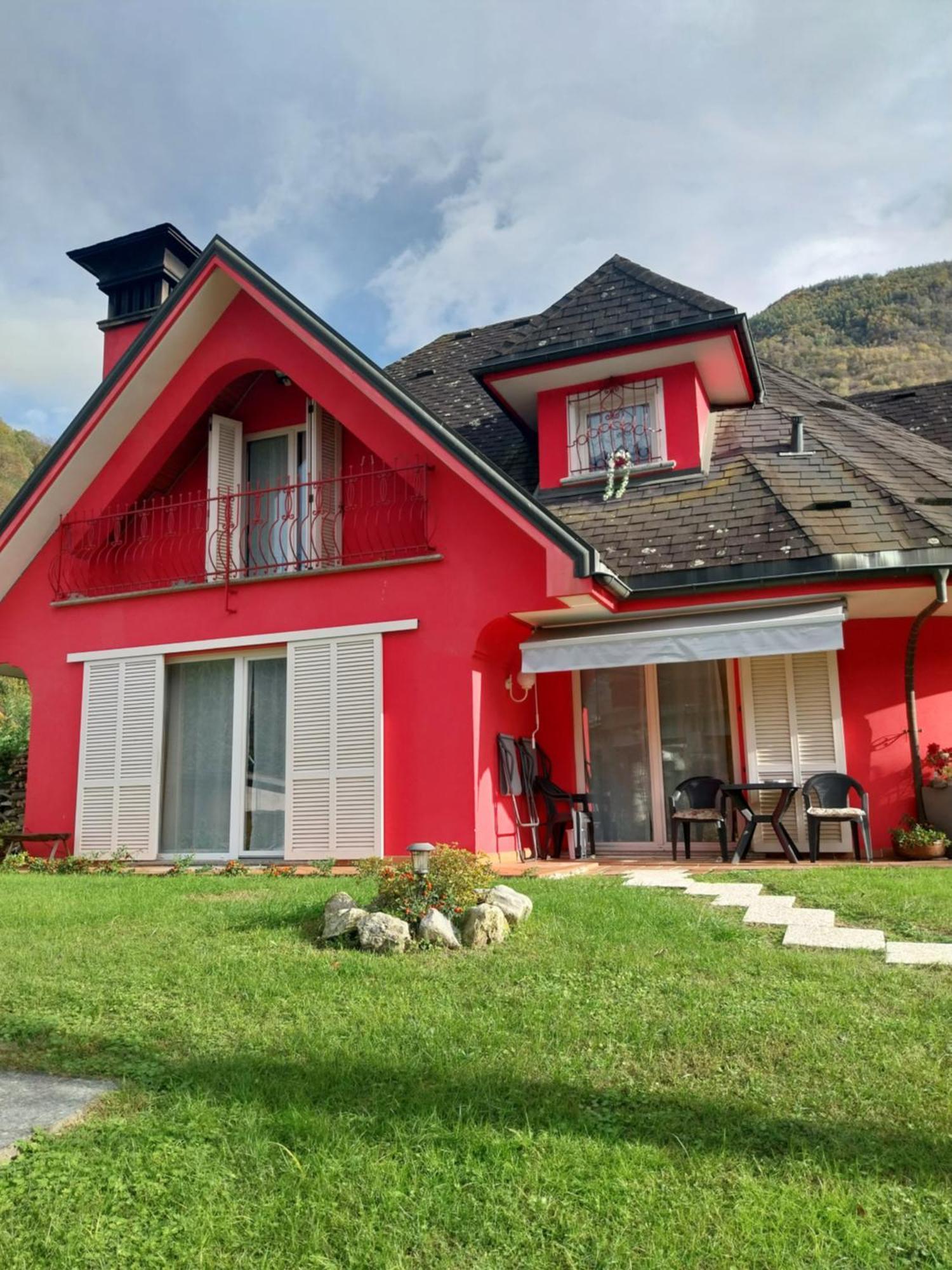 A Casa Di Lara Bed & Breakfast Beura Exterior photo