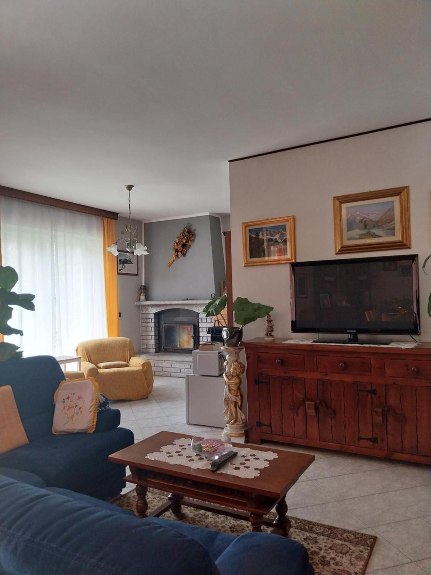 A Casa Di Lara Bed & Breakfast Beura Exterior photo